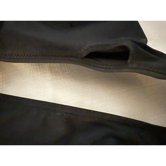 Womens M Everlane Renew Black Triangle Bikini Top With Adjustable Back Tie NWOT - Picture 4 of 6